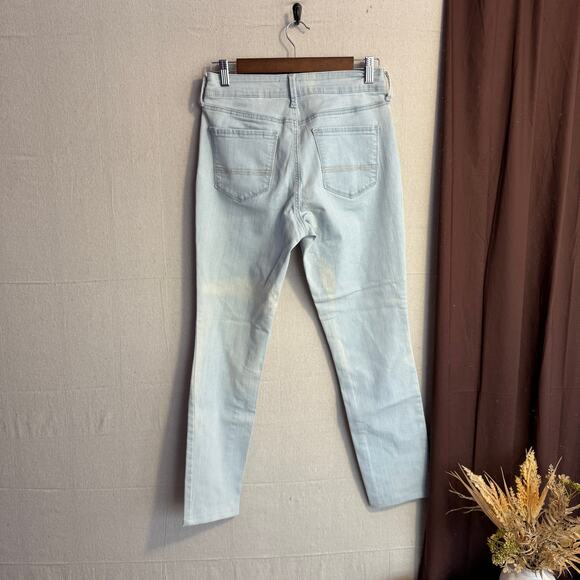 NYDJ Size 6 Light Blue Lift Tuck Super Skinny Jeans Denim Pants with Pockets - Picture 5 of 12